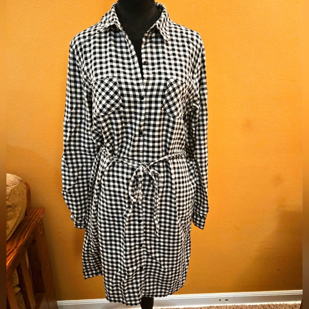 Old Navy Checkered Shirt Dress